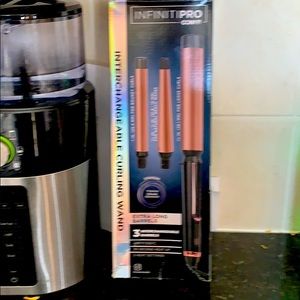 Infinit pro interchangeable curling wand